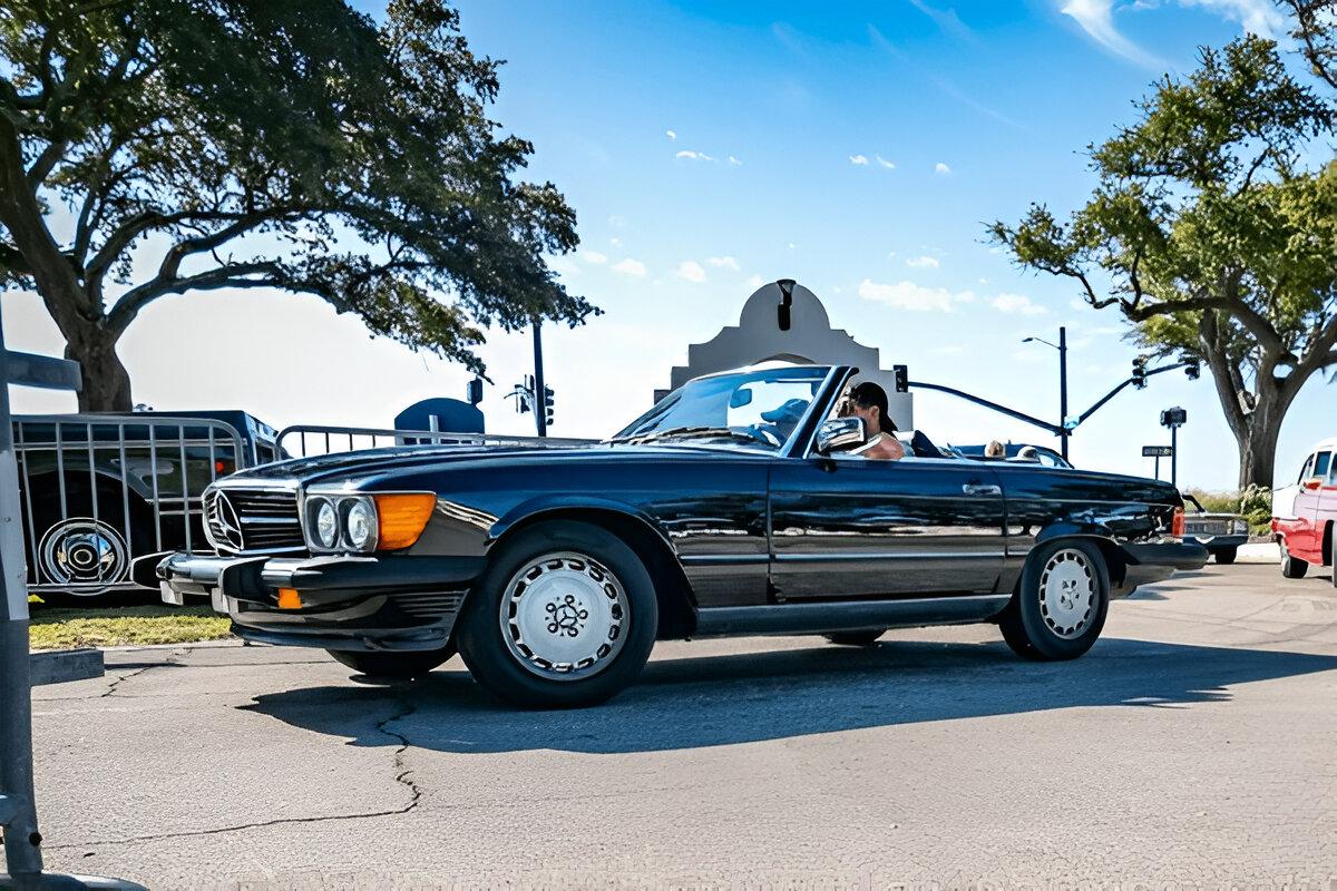 Did You Know These Secrets to Authenticate a 1989 Mercedes 560SL?